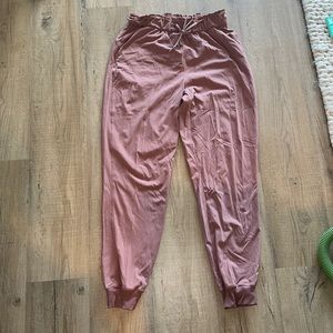 Lululemon pink high waisted joggers